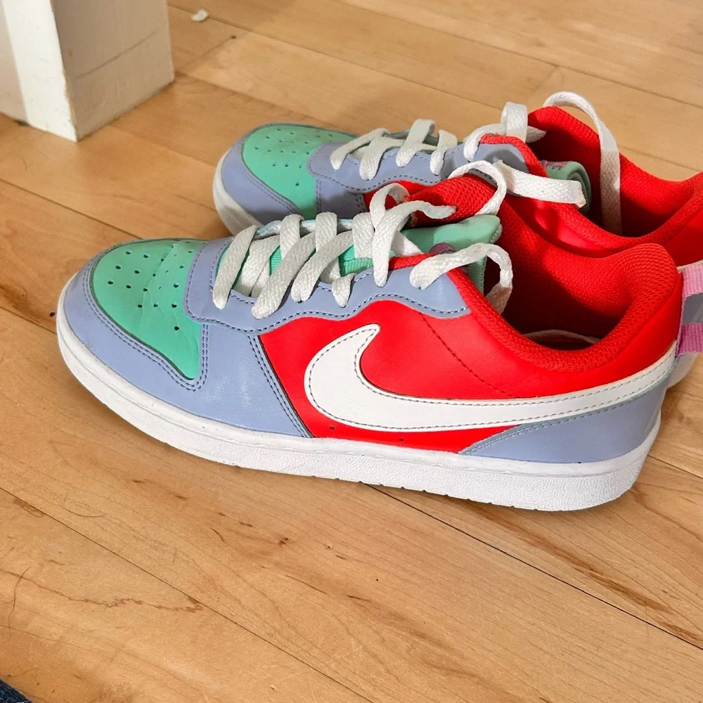 Nike Kids Sneakers - Red, Blue, Green